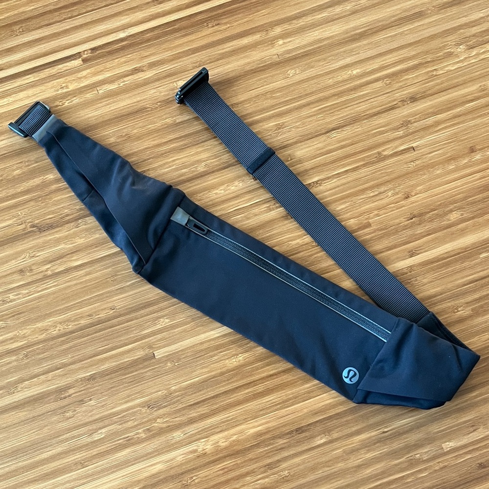 NWOT Lululemon Fast and Free Running Belt Bag